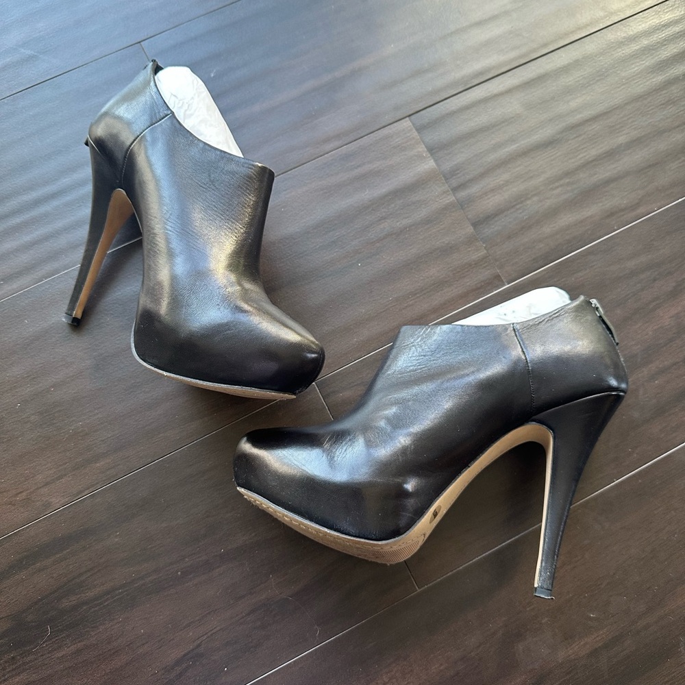 Vince Camuto Platform Leather Booties